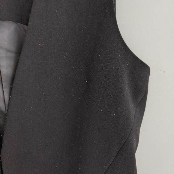 Long Vest - Picture 3 of 3